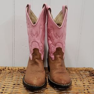 Girls boots